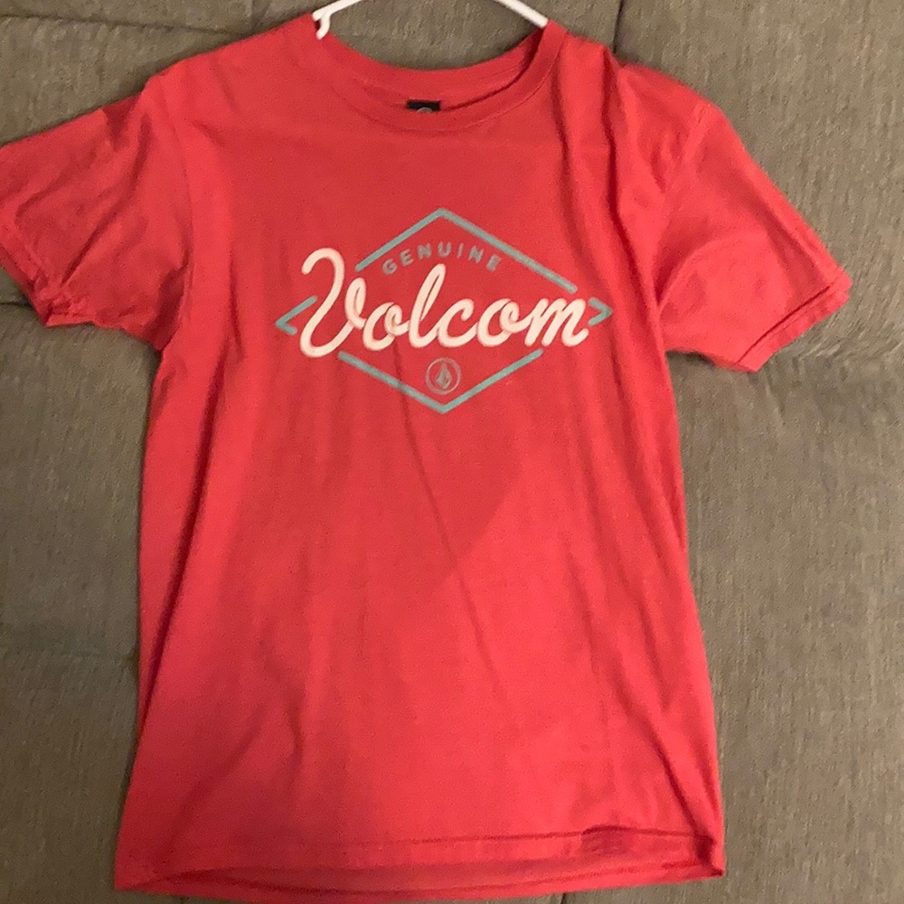 Red Volcom tee shirt